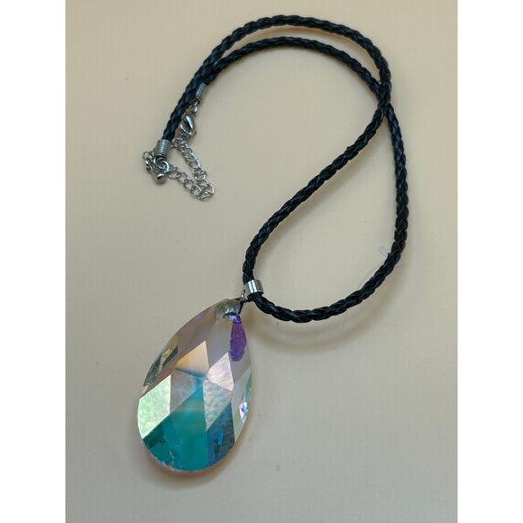 Crystal Vintage iridescent chandelier prism necklace - Picture 1 of 2